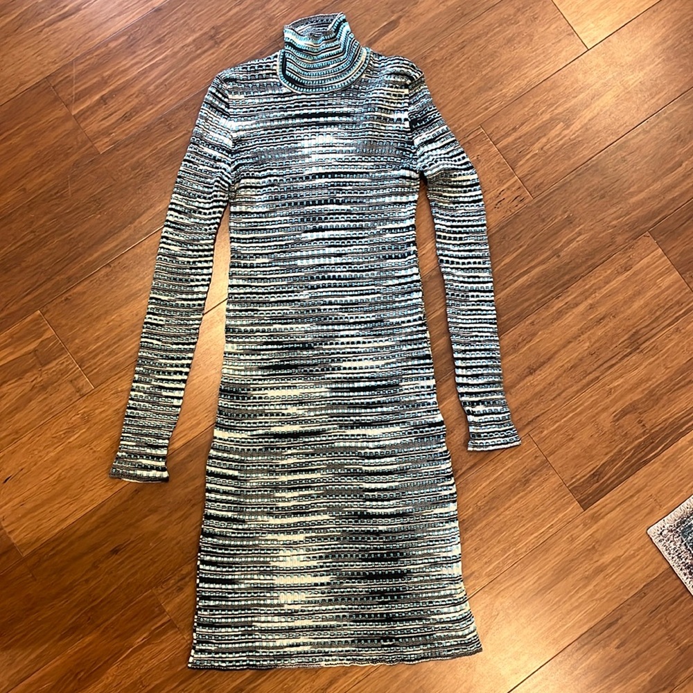 Missoni Knee Length Mock Turtleneck Knit Dress with Metallic Detail